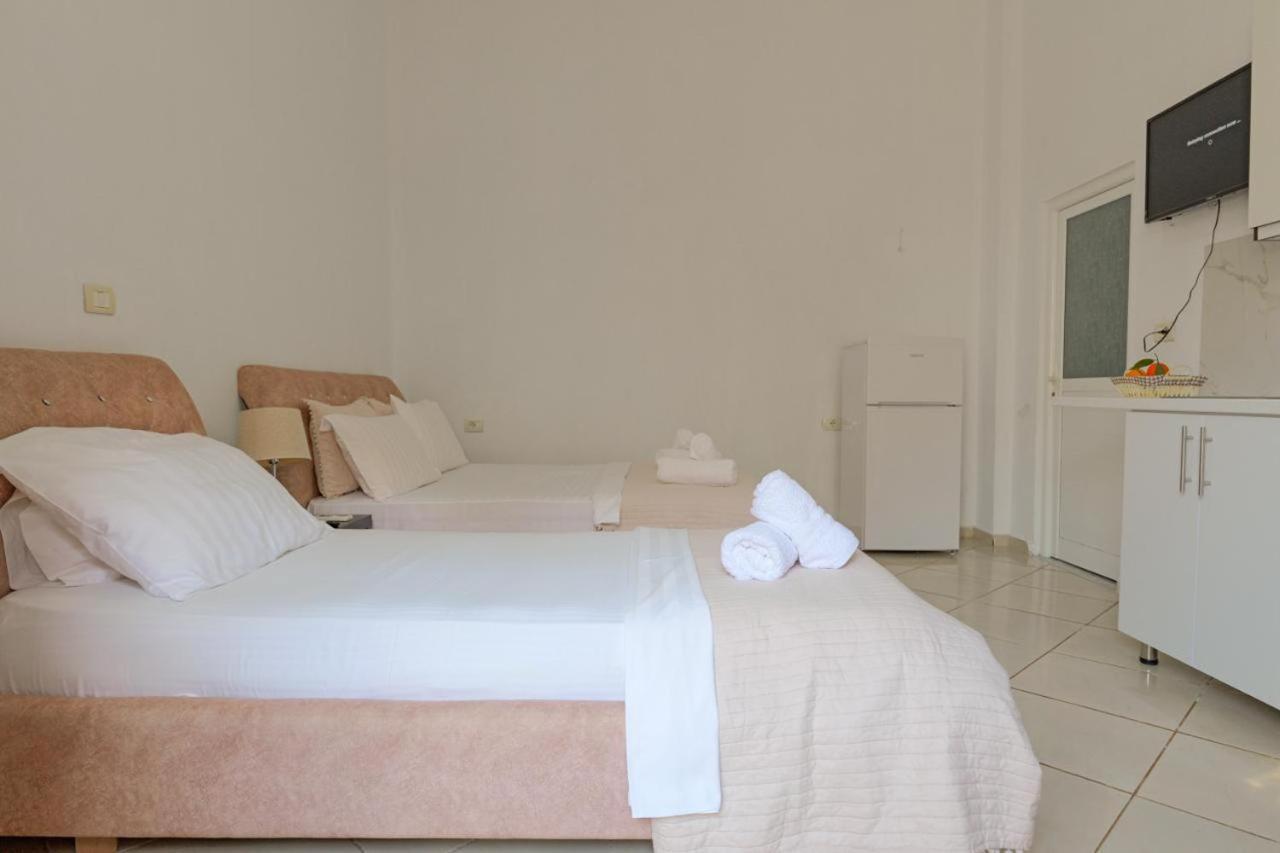 Sunflower Hotel Ксамил Экстерьер фото