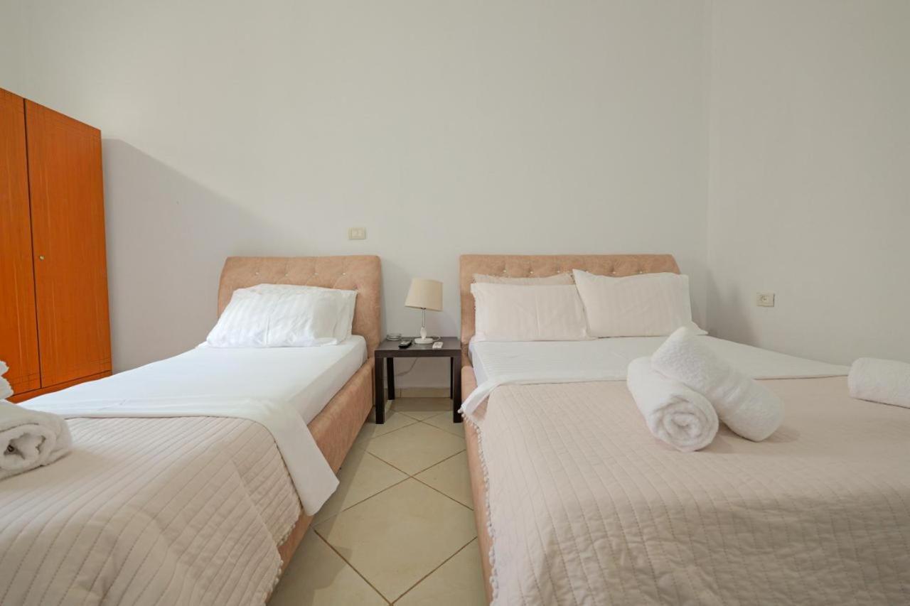 Sunflower Hotel Ксамил Экстерьер фото