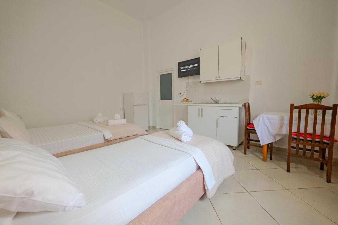 Sunflower Hotel Ксамил Экстерьер фото